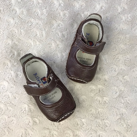riley roos Other - Riley Roos Baby Shoes Brown 3-6 Months